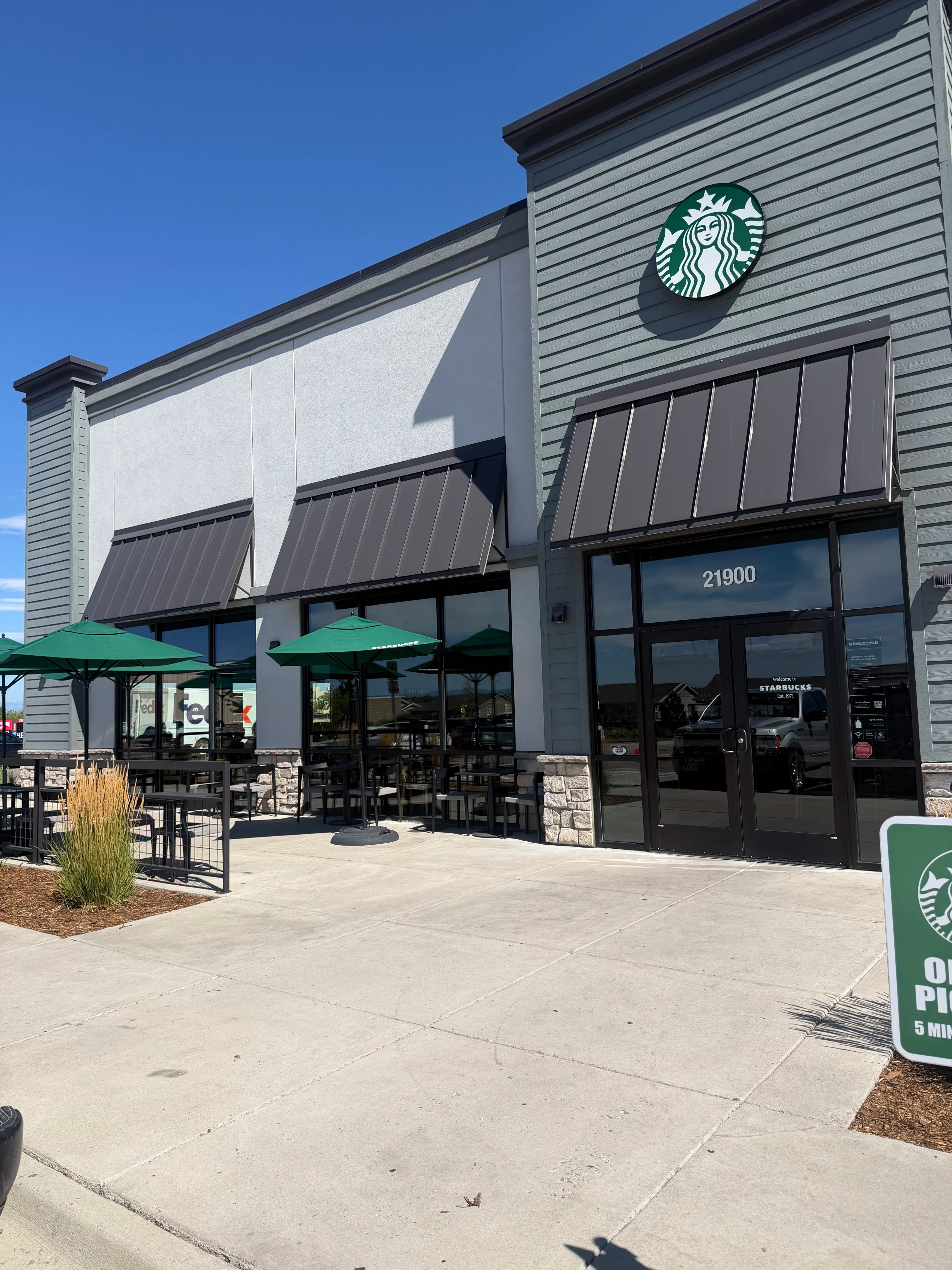 Project Denver Storefronts Stay Sharp With Routine Window Cleaning image